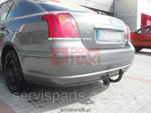 Польський фаркоп на Toyota Avensis II седан 2003-2009 (Тойота Авенсіс Т25)