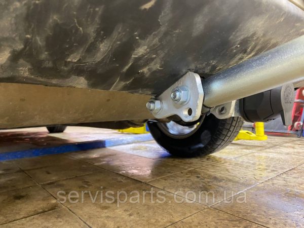 Оцинкований фаркоп на Mazda CX7 2006-2012 (Мазда СХ-7) - Зображення 2
