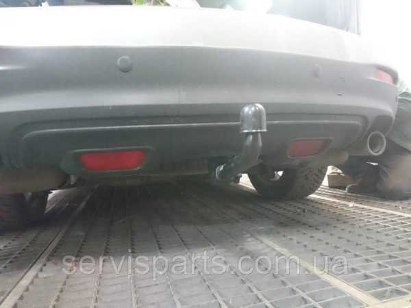 Польський фаркоп Mazda CX9 I 2006-2017 без підрізу бампера Швидкознімний вертикальний автомат на ключі