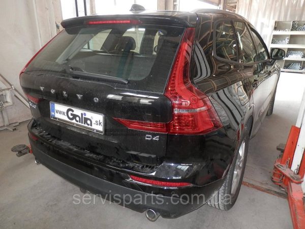 Фаркоп Volvo XC60 II 2017- (Вольво ХС60) оцинкований на болтах Швидкознімний автомат на ручці