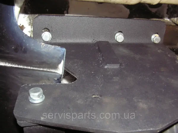 З'ємний фаркоп на Jeep Grand Cherokee II 1999-2005 без підрізу бампера. - Зображення 2