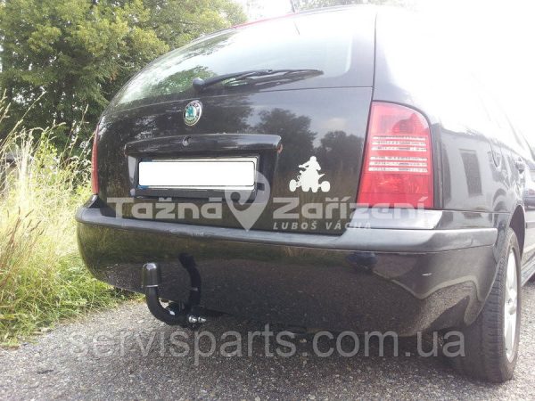 Польський фаркоп на Skoda Octavia A4 Tour 1997-2010 окрім 4x4 (Шкода Октавія Тур)