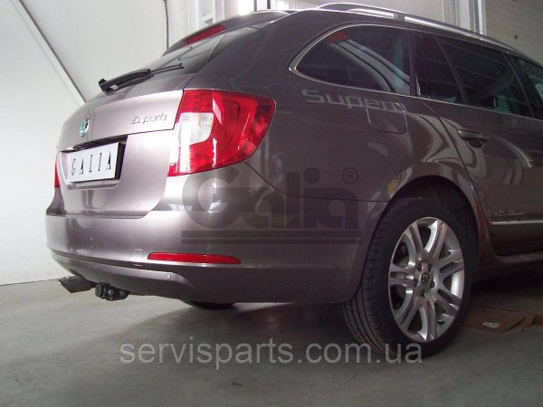 Оцинкований фаркоп на Skoda Superb II 2008-2015 (Шкода Суперб 2) Швидкознімний автомат на ручці