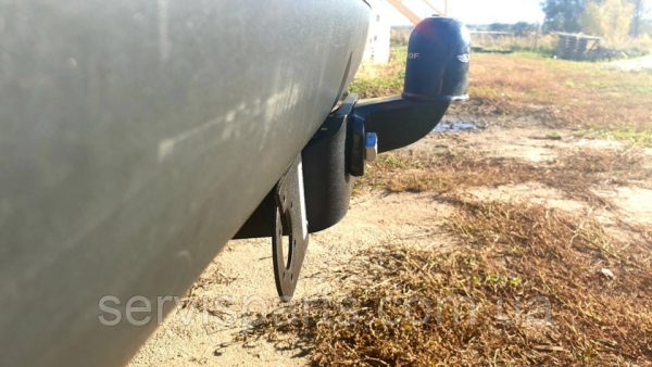 Польський фаркоп на Mercedes Vito Viano W639 2003-2014 без підрізу бампера - Зображення 8