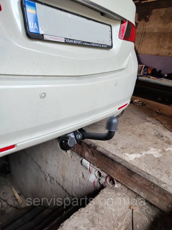 З'ємний фаркоп на Honda Accord VIII 2008-2012 (Хонда Акорд Європа) - Зображення 6