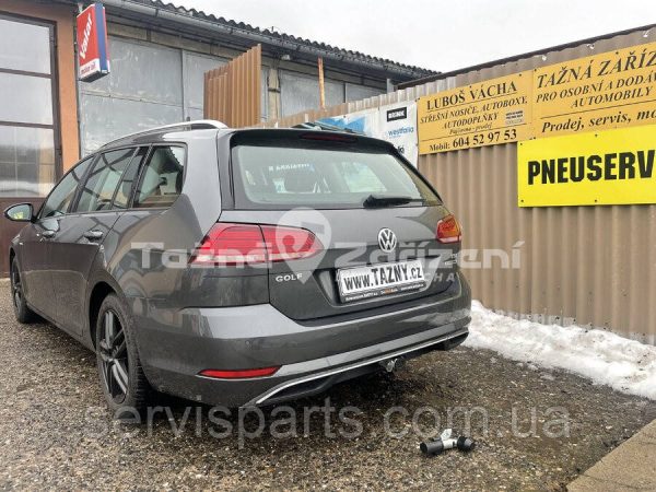 Оцинкований фаркоп на Volkswagen Golf VII SW универсал 2013 - (4WD, Alltrack також) Швидкознімний автомат на ручці