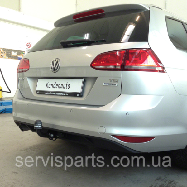 Польський фаркоп на Volkswagen Golf VII 2013-2019 (GTI та Sportsvan)