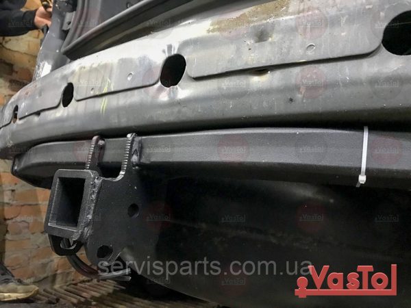 Знімний фаркоп на Dodge Journey 2008- (Додж Джорні) Американська вставка під квадрат - Зображення 4