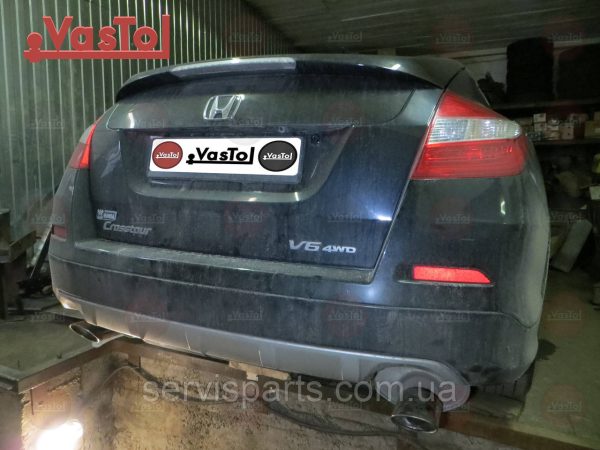 З'ємний фаркоп на Honda Crosstour 2009 - без підрізу бампера. - Зображення 2