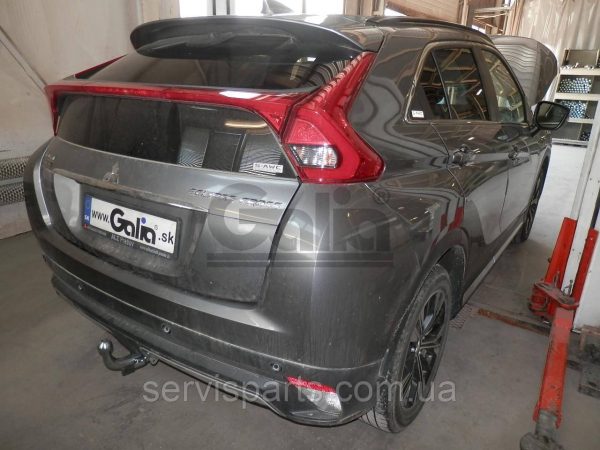 Знімний фаркоп на Mitsubishi Eclipse Cross 2017-