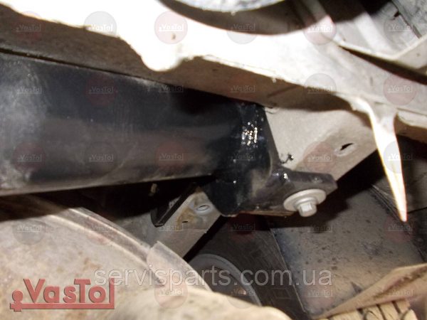 Знімний гак фаркоп на Nissan Kubistar 2003-2008 без підрізу бампера. - Зображення 4