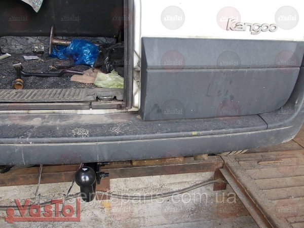 Знімний гак фаркоп на Nissan Kubistar 2003-2008 без підрізу бампера. - Зображення 7