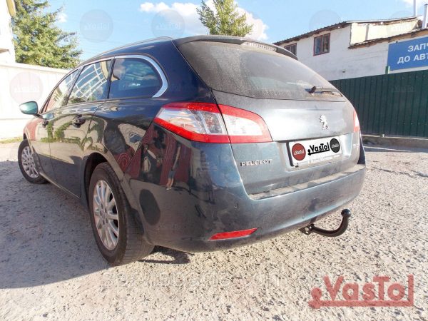 Знімний гак фаркоп на Peugeot 508 SW універсал 2011-2018 (Пежо 508) без підрізу бампера