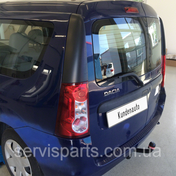 Польський фаркоп на Dacia Logan MCV 2007-2013 (Renault Logan универсал) без підрізу бампера.
