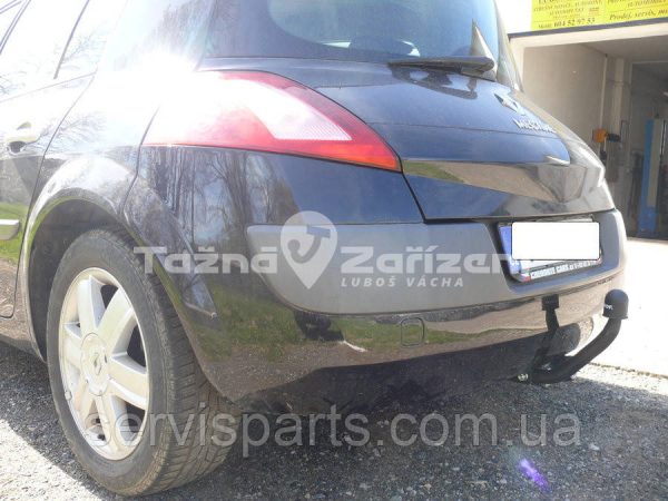 Польський фаркоп з'ємний гак на Renault Megane II 2002-2008 (хетчбек)