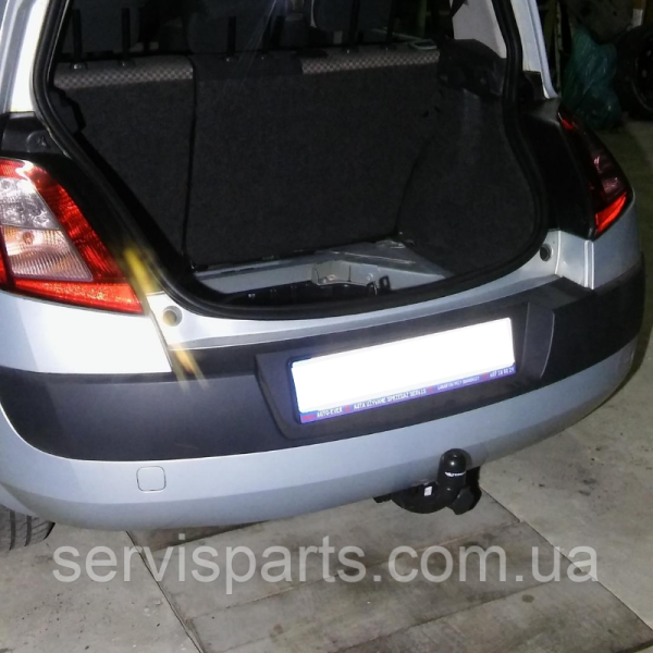 Польський фаркоп з'ємний гак на Renault Megane II 2002-2008 (хетчбек) - Зображення 9
