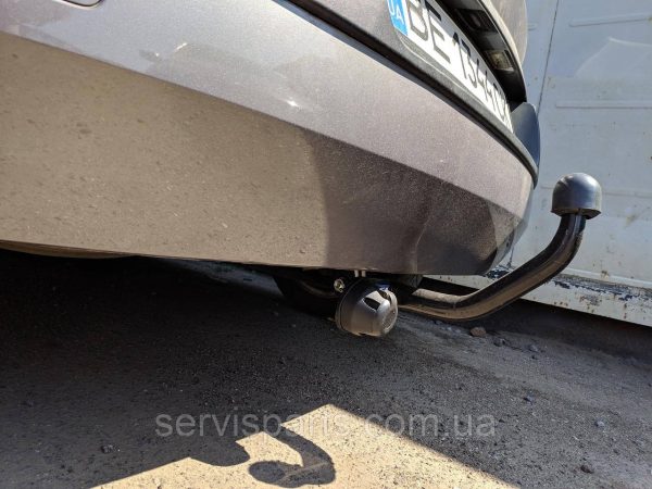 Фаркоп з'ємний гак на Renault Megane II 2002-2008 (хетчбек) - Зображення 4