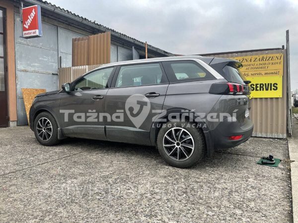 Швидкознімний фаркоп на Peugeot 5008 II 2017- на ключах (Пежо 5008) - Зображення 9