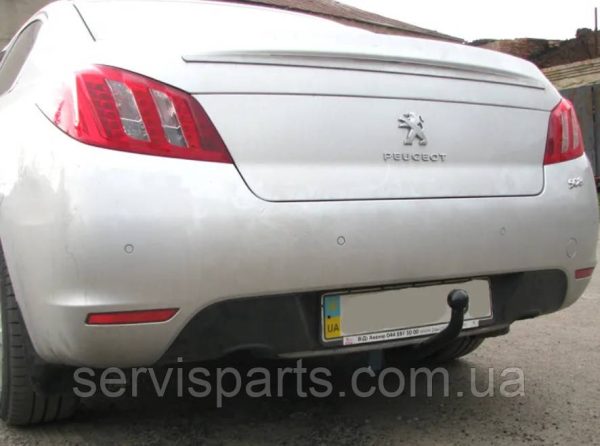 Знімний гак фаркоп на Peugeot 508 седан 2011-2018 (Пежо 508) без підрізу бампера.