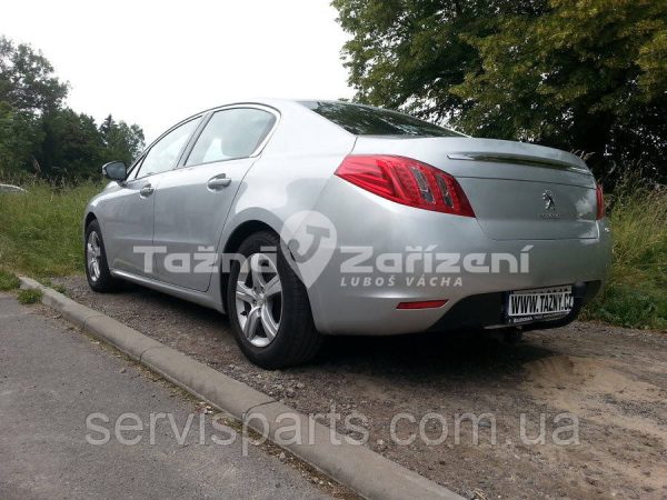 Польський фаркоп на Peugeot 508 седан 2011-2018 (Пежо 508) - Зображення 2