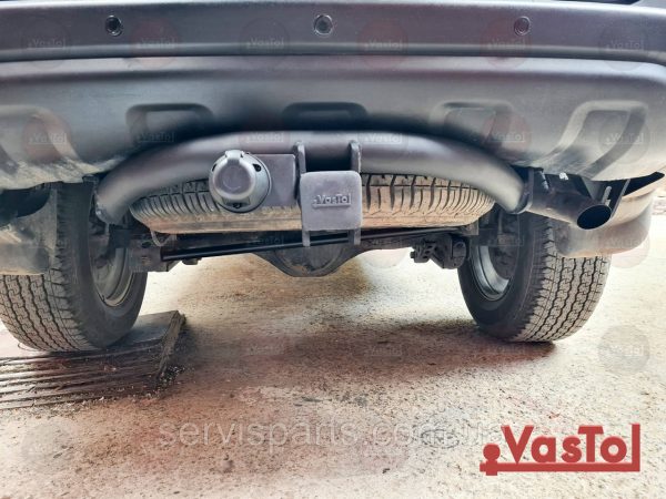 Знімний фаркоп на Mitsubishi Pajero Sport 2008-2015 (Мітсубісі Паджеро Спорт) Американська вставка під квадрат - Зображення 3