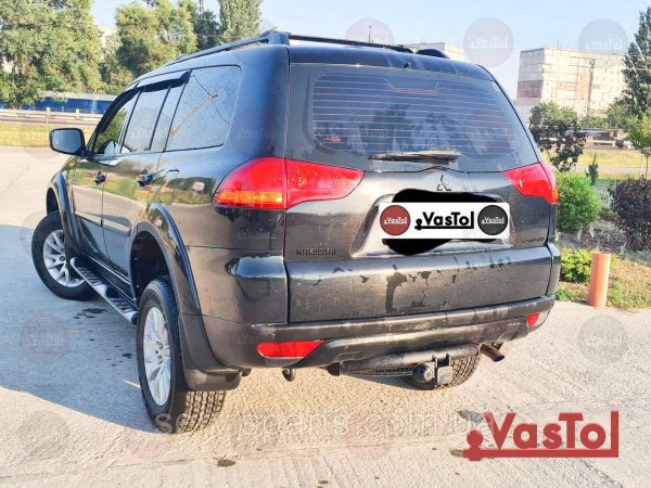 Знімний фаркоп на Mitsubishi Pajero Sport 2008-2015 (Мітсубісі Паджеро Спорт) Американська вставка під квадрат - Зображення 10