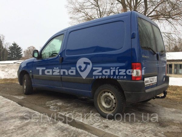 Польський фаркоп на Peugeot Partner 1996-2008 (Пежо Партнер) - Зображення 4