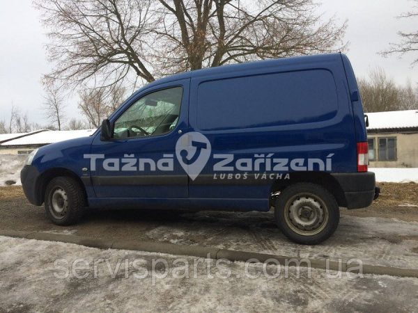 Польський фаркоп на Peugeot Partner 1996-2008 (Пежо Партнер) - Зображення 8