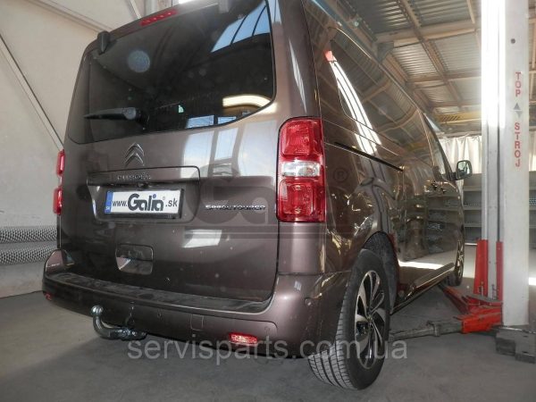 Оцинкований фаркоп на Peugeot Traveller 2016- (Пежо Тревелер) без підрізу бампера