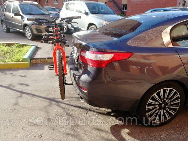 Польський фаркоп на Renault Latitude 2010- (Рено Латітуде) без підрізу бампера