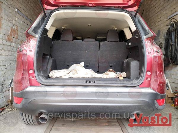 Український фаркоп на Ford Kuga 2013-2019 (Ford Escape USA) американська вставка під квадрат - Зображення 7