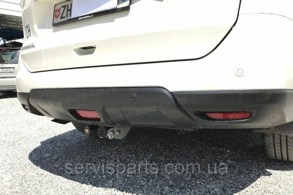Оцинкований фаркоп на Nissan X-Trail T32 2014-2021 (Nissan Rogue USA) Швидкознімний автомат на ручці