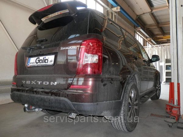 Знімний гак фаркоп на SsangYong Rexton 2005-2017 (Ссангйонг Рекстон)