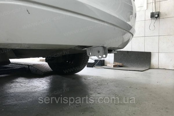 Оцинкований фаркоп на Skoda Fabia 2000-2014 универсал і седан - Зображення 6
