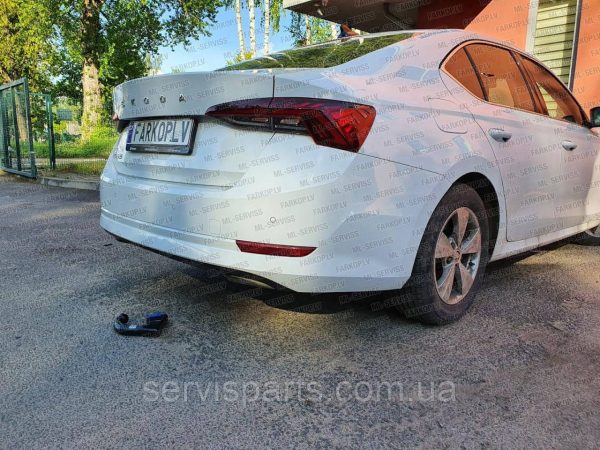 Швидкоз'ємний фаркоп на Skoda Octavia A8 2020- на ключах - Зображення 2