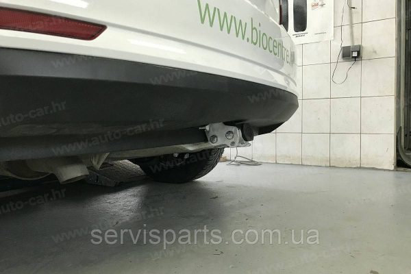 Оцинкований фаркоп на Skoda Rapid 2012-2020 (Rapid Spaceback) Швидкознімний автомат на ручці - Зображення 9