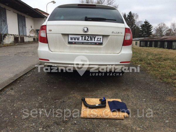 Швидкоз'ємний фаркоп на Skoda Superb II 2008-2015 на ключі (Шкода Суперб) - Зображення 5