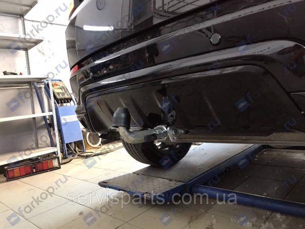 Оцинкований фаркоп на Land Rover Discovery Sport L550 2019 - без підрізу бампера Швидкознімний автомат на ручці - Зображення 7