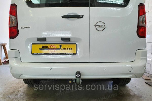 Оцинкований фаркоп на Opel Combo E Long 2018 - без підрізу бампера.