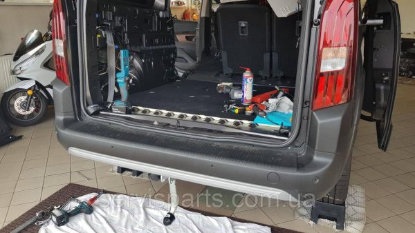 Фаркоп оцинкований на Peugeot Rifter 2018 (довга база L2 4753 mm)