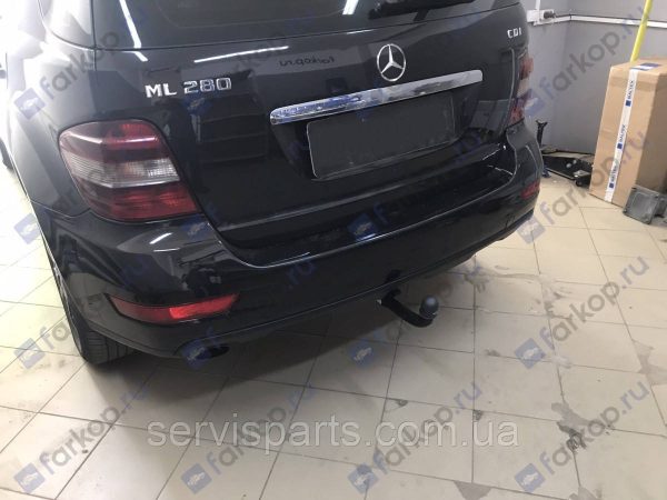 Швидкознімний фаркоп на Mercedes-Benz ML W164 2005-2011 на ключах - Зображення 3