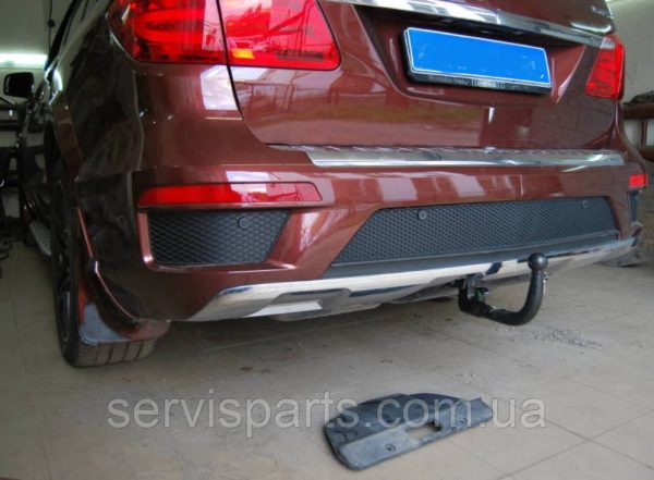 Швидкознімний фаркоп на Mercedes-Benz GL W166 2012-2016 на ключах