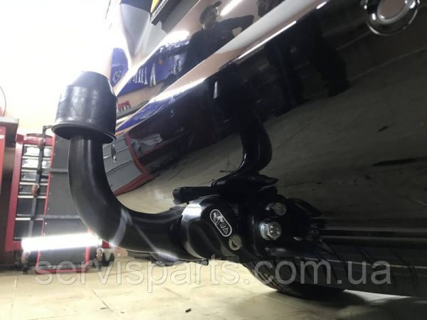 Швидкоз'ємний фаркоп на Mercedes-Benz Vito V-Class W447 2014- на ключах