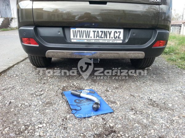 Оцинкований фаркоп на Peugeot 3008 I 2009-2016 без підрізу бампера Швидкознімний автомат на ручці - Зображення 8
