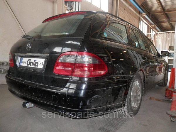 Оцинкований фаркоп на Mercedes-Benz E-class W211 2002-2009 универсал Швидкознімний автомат на ручці
