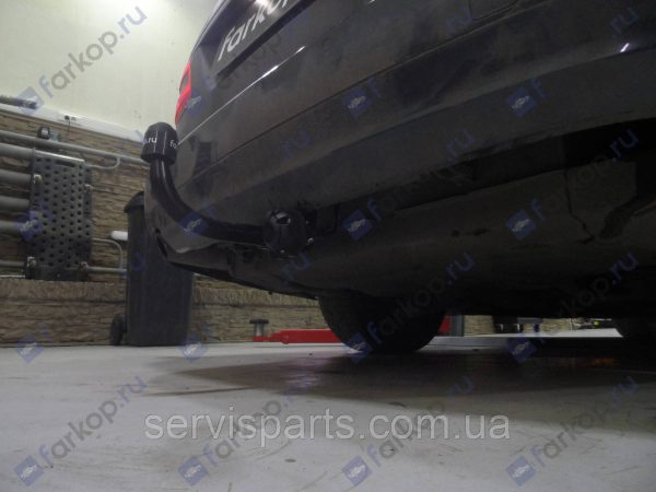 Польський фаркоп на Mercedes-Benz E-Class S212 2009-2016 универсал - Зображення 4