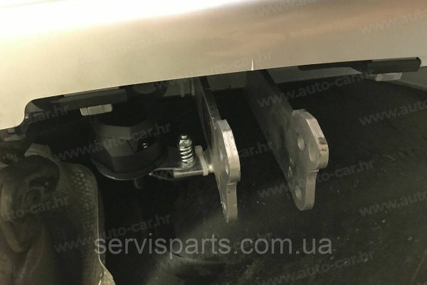 Оцинкований фаркоп на Mercedes C-class W203 S203 2000-2007 - Зображення 7