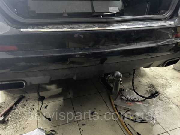 Швидкоз'ємний фаркоп на Mercedes R-class W251 2005-2017 на ключах - Зображення 4