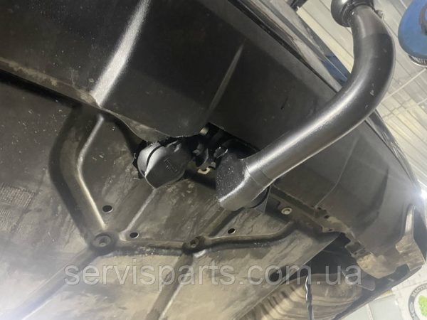 Швидкоз'ємний фаркоп на Mercedes R-class W251 2005-2017 на ключах - Зображення 2