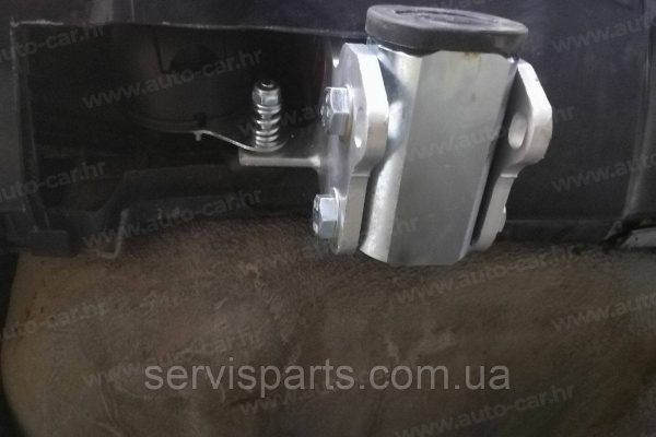 Фаркоп BMW 5-series E60 E61 2003-2010 (седан та универсал) оцинкований на болтах Швидкознімний автомат на ручці - Зображення 3